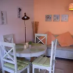 Dream House لوتراكي